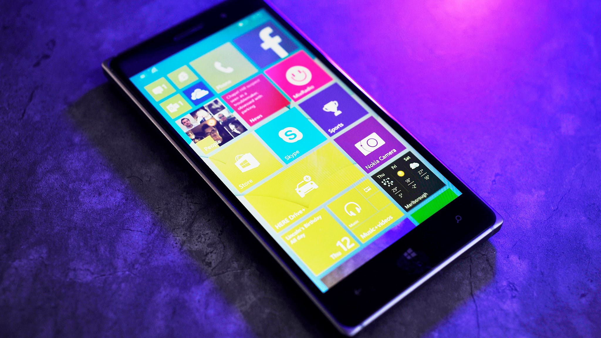 Windows 10 mobile lumia. Люмия виндовс 10. Nokia 1050 Lumia Windows 10. Виндовс Phone 10. Нокия люмия 2016.